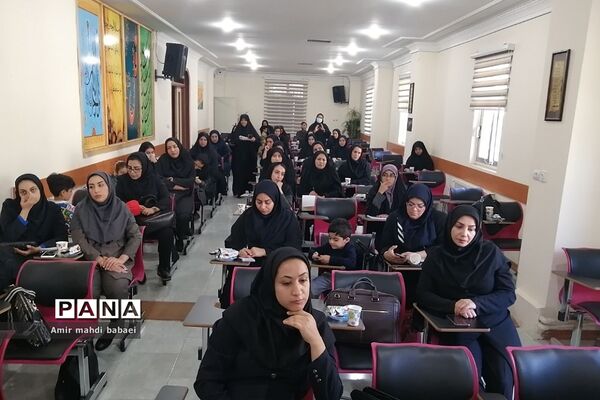 کارگاه توانمندسازی روانشناسی کودک ویژه آموزگاران کمتراز ۵سال سابقه