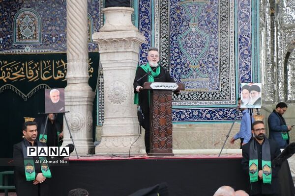 آیین نصب پرچم سیاه بر گنبد حرم حضرت معصومه(س)