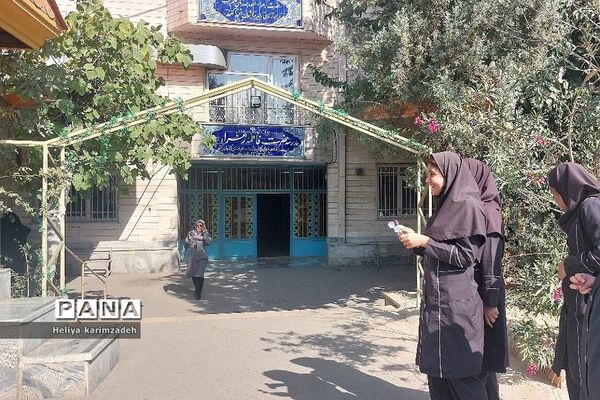 برگزاری مسابقات ورزشی به‌مناسبت هفته تربیت‌بدنی در دبیرستان فاطمه‌الزهرا(س)