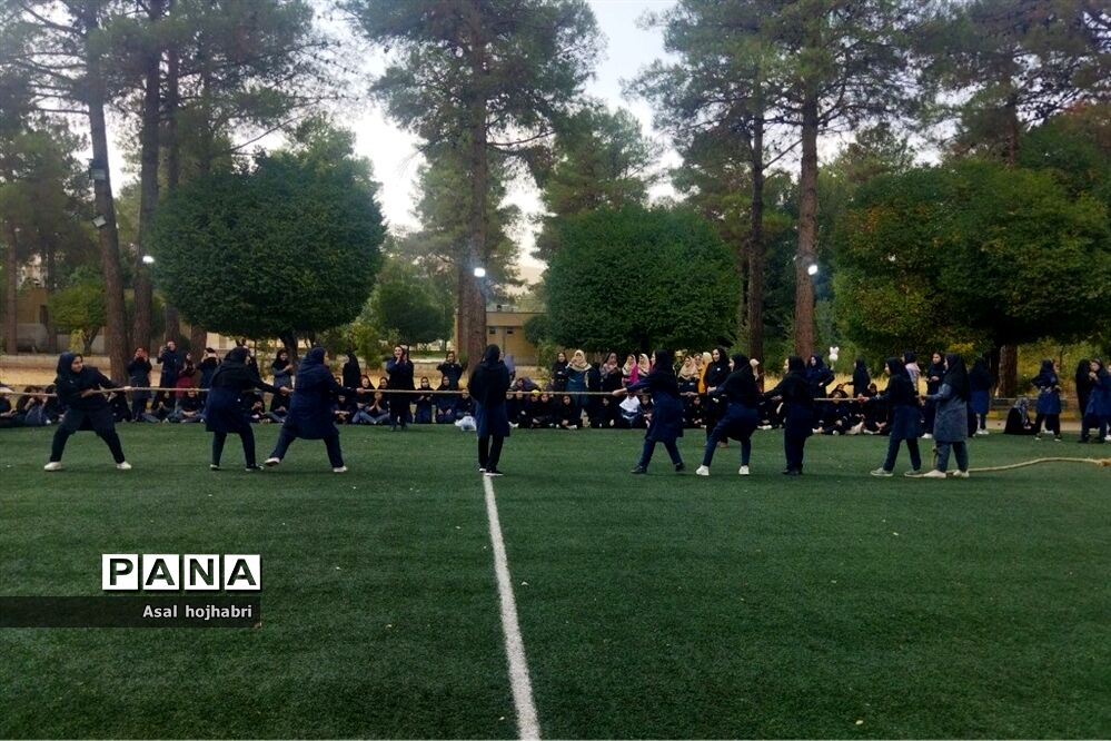 برگزاری اردوی دانش آموزی طرح شهید نیری در اردوگاه شهید دستغیب شیراز