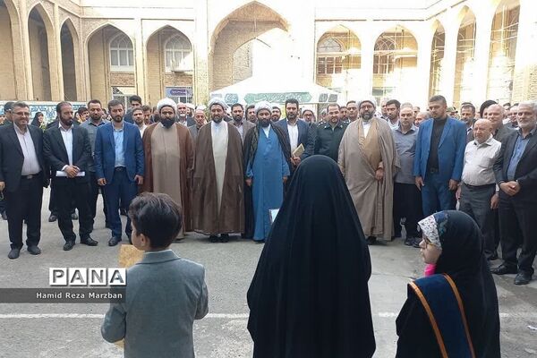 مراسم تکریم و معارفه امام جمعه شهرک واوان درشهرستان‌ اسلامشهر