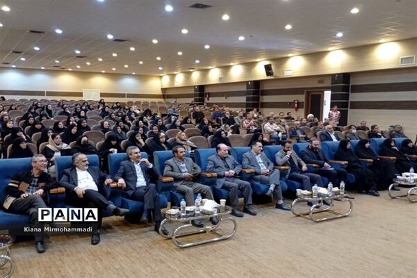 مراسم انتخابات انجمن اولیا و مربیان ناحیه 4