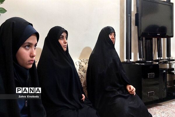 حضور دانش‌آموزان ملاردی در پنجشنبه‌های شهدایی