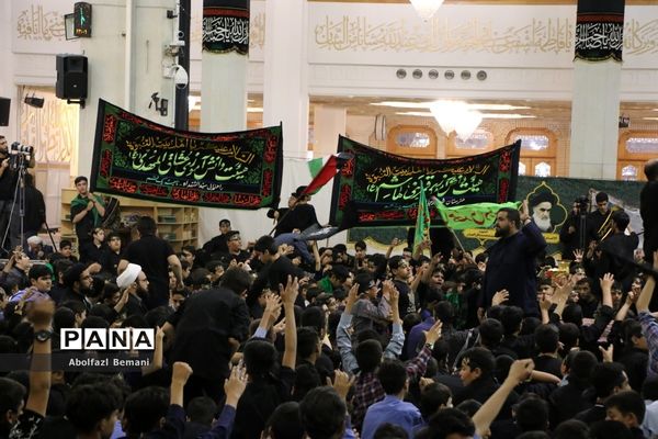 اجتماع نوجوانان فاطمی «از قم تا قدس» در حرم حضرت معصومه(س)