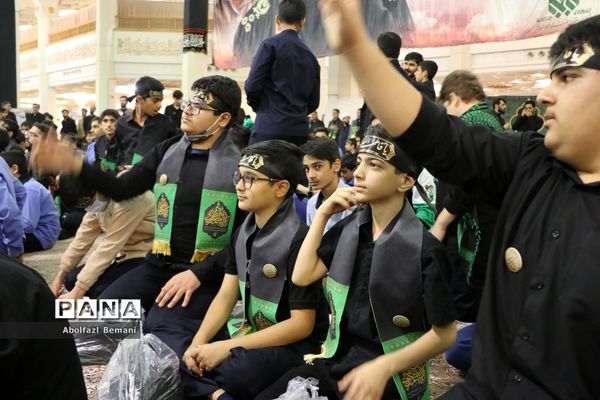اجتماع نوجوانان فاطمی «از قم تا قدس» در حرم حضرت معصومه(س)