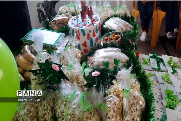 جشن قرآن  دانش‌آموزان  کلاس اولی دبستان سرافراز ناحیه ۷ در مشهد