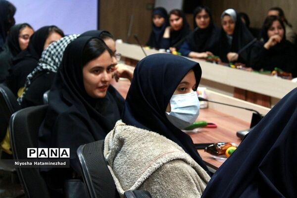 آیین تجلیل از رتبه‌های دوم و سوم استانی مسابقات قرآنی و فرهنگی-هنری بهارستان‌2