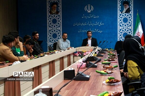 آیین تجلیل از رتبه‌های دوم و سوم استانی مسابقات قرآنی و فرهنگی-هنری بهارستان‌2