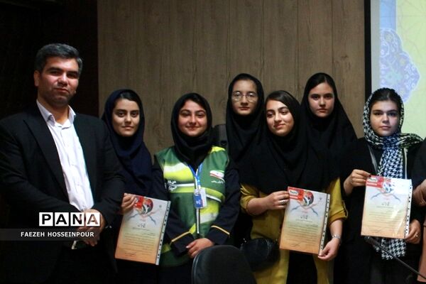 آیین تجلیل از رتبه‌های دوم و سوم استانی مسابقات قرآنی و فرهنگی-هنری بهارستان‌2