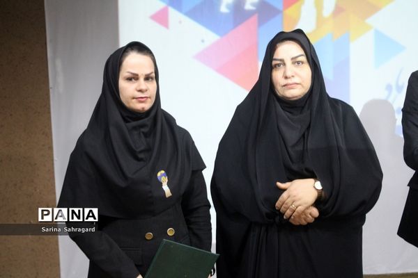 تجلیل از خانواده شهدا، فعالان حوزه تربیت‌بدنی و مدال‌آوران مسابقات ورزشی کشوری در بوشهر