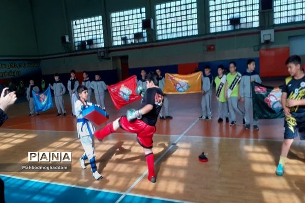 افتتاحیه المپیادورزشی درون مدرسه‌ای دبستان پسرانه علوی منطقه ۱۳