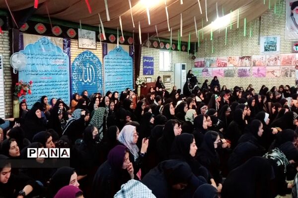 دانش آموزان  استان اصفهان  از منطقه جنگی ذوالفقاریه ء آبادان در اردوی راهیان نور