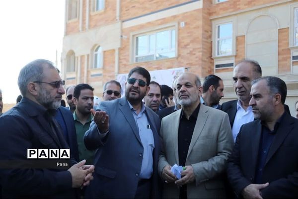 افتتاح فاز اول پروژه مسکن شهرک شهید سلیمانی اراک