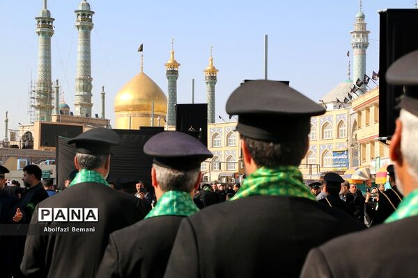 دسته عزاداری خادمان آستان مقدس حضرت معصومه(س)