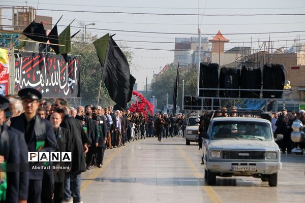 دسته عزاداری خادمان آستان مقدس حضرت معصومه(س)