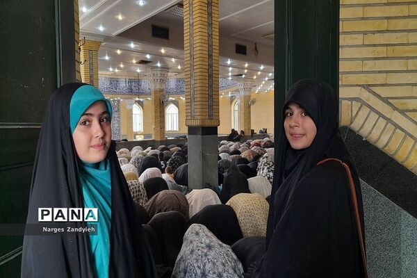 اقامه نماز عبادی سیاسی جمعه در شهرستان ملارد