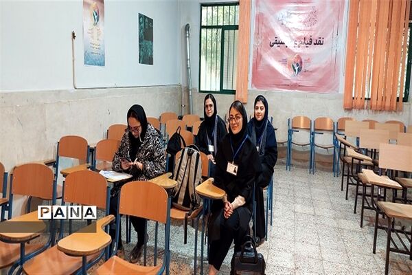 حضور دانش‌آموزان دختر منتخب خراسان شمالی در اختتامیه کشوری جشنواره فرهنگی هنری امید فردا