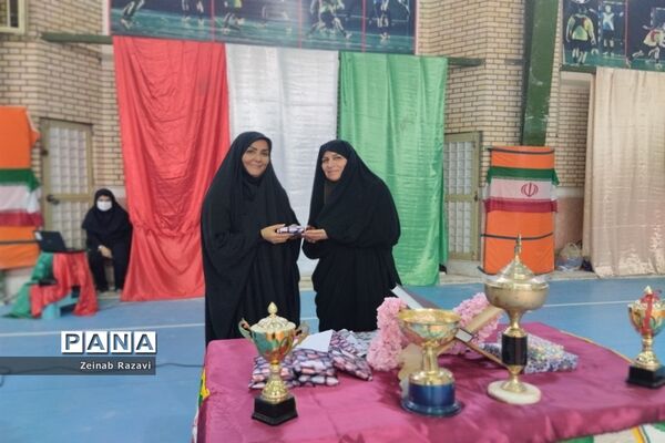 المپیاد ورزشی دبیرستان تیزهوشان شهیده حسنی سعدی قم