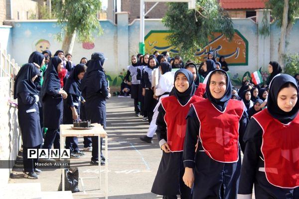 المپیاد درون مدرسه‌ای دبیرستان شهید خدابخشی ناحیه یک قم