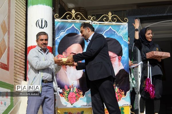 المپیاد درون مدرسه‌ای دبیرستان شهید خدابخشی ناحیه یک قم