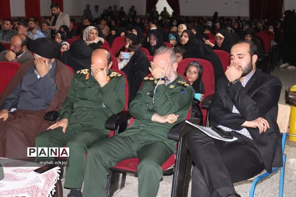 یادواره شهدا در شهرستان‌بهارستان