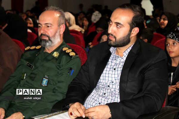 یادواره شهدا در شهرستان‌بهارستان