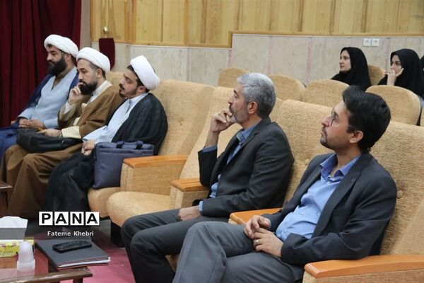 برگزاری دوره آموزشی جهاد تببین با حضور فرهنگیان شهرستان مهریز