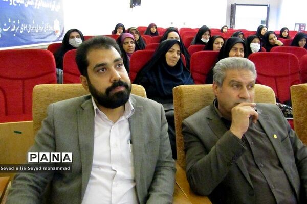 دیدار مدیران و معاونان پرورشی با امام‌جمعه قیامدشت