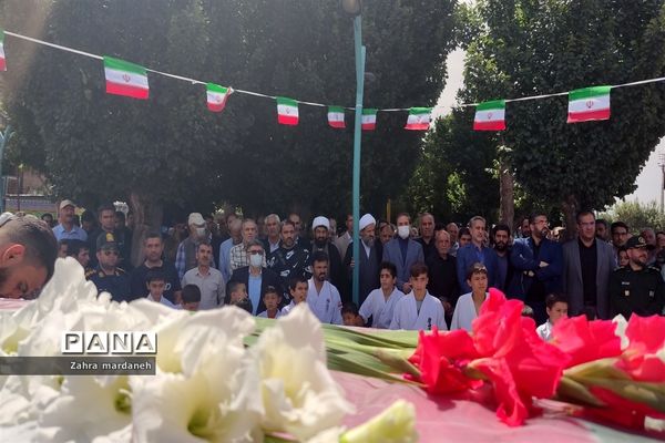 راهپیمایی مردم قرچک به‌مناسبت سالروز قیام خونین ۱۵ خرداد