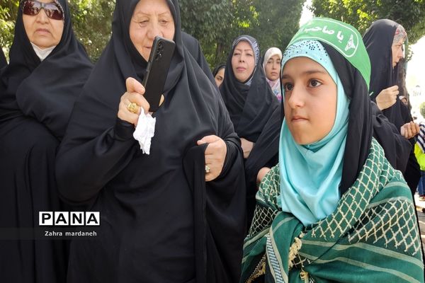 راهپیمایی مردم قرچک به‌مناسبت سالروز قیام خونین ۱۵ خرداد