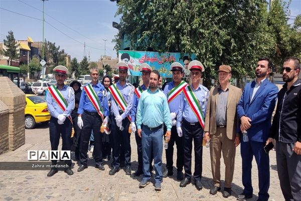 راهپیمایی مردم قرچک به‌مناسبت سالروز قیام خونین ۱۵ خرداد