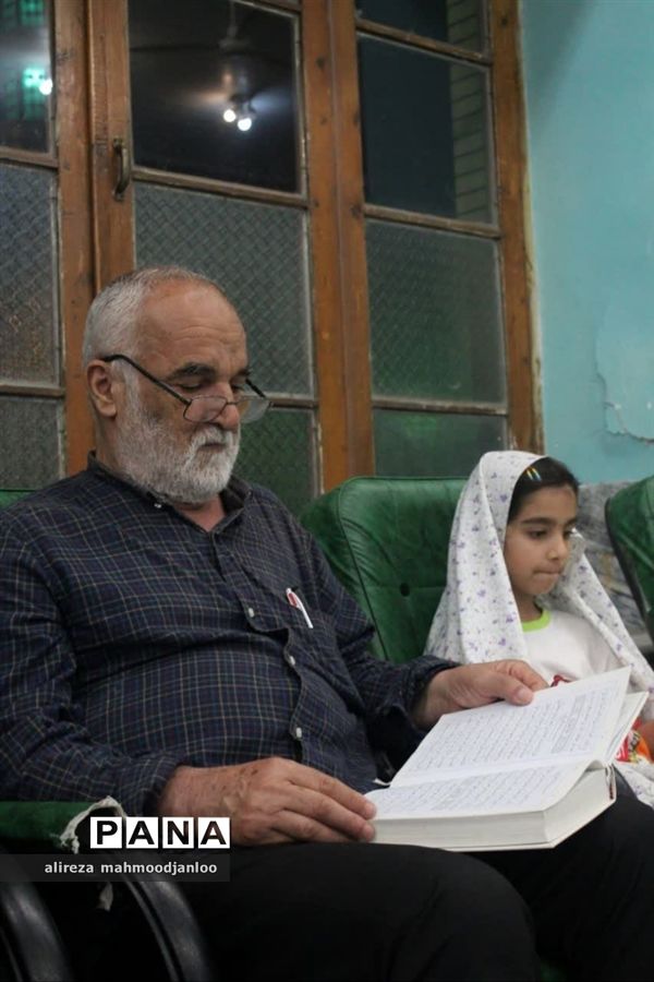 جلسه هفتگی قرآن کریم در گلوگاه