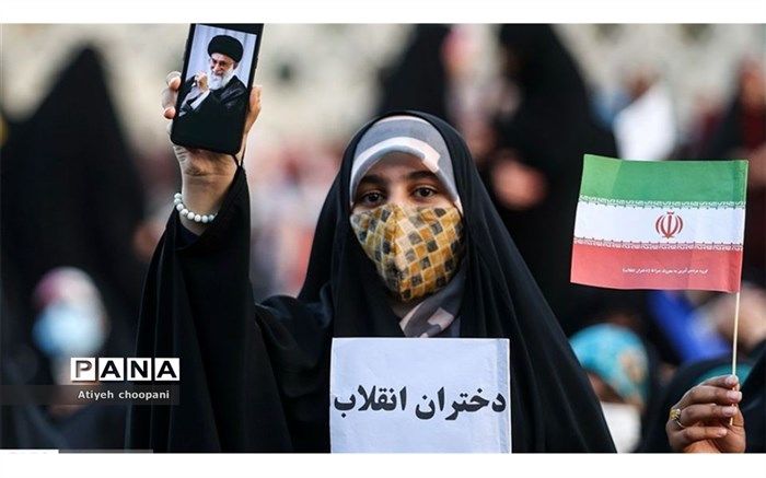 پاتوق دختران انقلاب؛ مشق اخلاق و فضیلت در جامعه