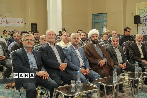 ایستگاه پایانی رویداد ملی شعر نیمه خرداد در پیشوا