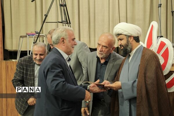 ایستگاه پایانی رویداد ملی شعر نیمه خرداد در پیشوا