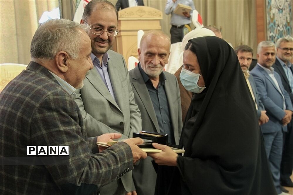 ایستگاه پایانی رویداد ملی شعر نیمه خرداد در پیشوا