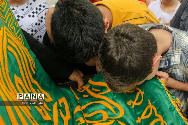 عطر رضوی در کانون سلمان