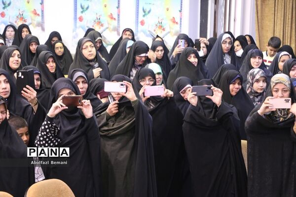 همایش «عهد میثاق با ولایت» خادمیاران رضوی عرصه تعلیم و تربیت در قم