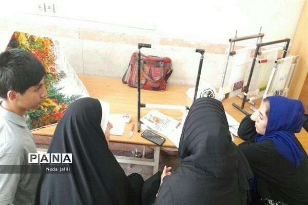 برگزاری کلاس های قالیبافی در کانون ملائک شهرستان قرچک  لید