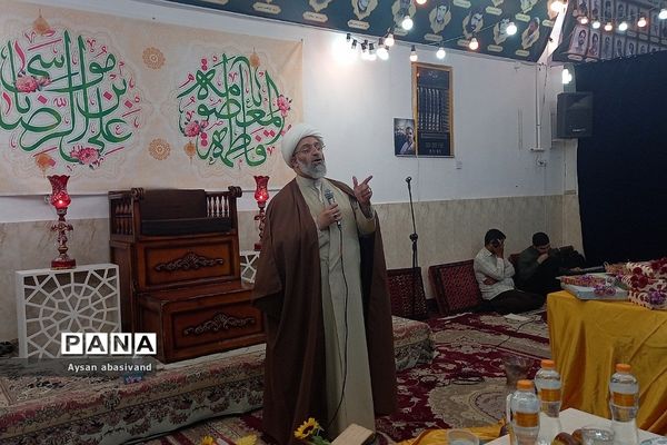 برگزاری جشن ولادت امام رضا(ع) در شهرستان‌قرچک