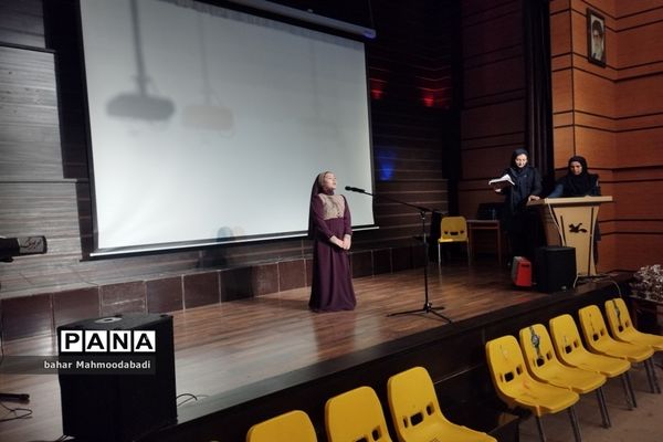 همایش شاهنامه خوانی کودکان و نوجوانان کرمانشاهی