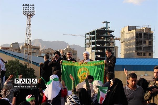 اجتماع بزرگ «سلام فرمانده ۲» با اجرای ابوذر روحی در کرمانشاه