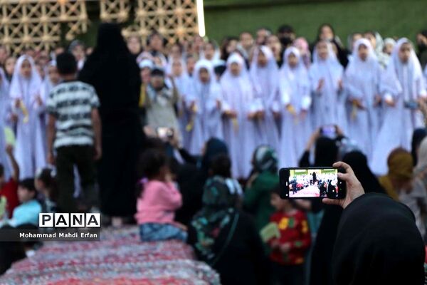 مراسم استقبال از خادمان حرم مطهر امام رضا(ع) در شهرستان آباده