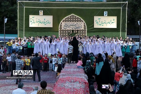 مراسم استقبال از خادمان حرم مطهر امام رضا(ع) در شهرستان آباده