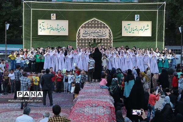 مراسم استقبال از خادمان حرم مطهر امام رضا(ع) در شهرستان آباده