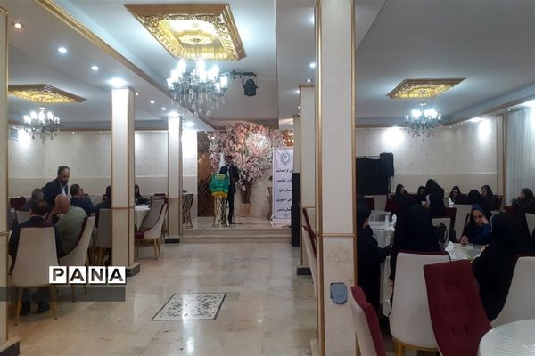 آیین تقدیر از مربیان سازمان دانش‌آموزی استان البرز