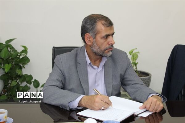 آیین معارفه و تکریم رئیس اداره فرهنگی هنری و فضاهای پرورشی شهر تهران