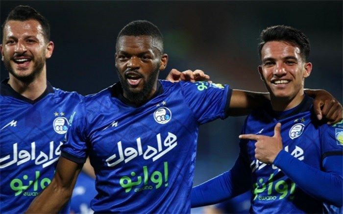 یامگا  بزرگ‌ترین ضربه را در دربی به استقلال زد