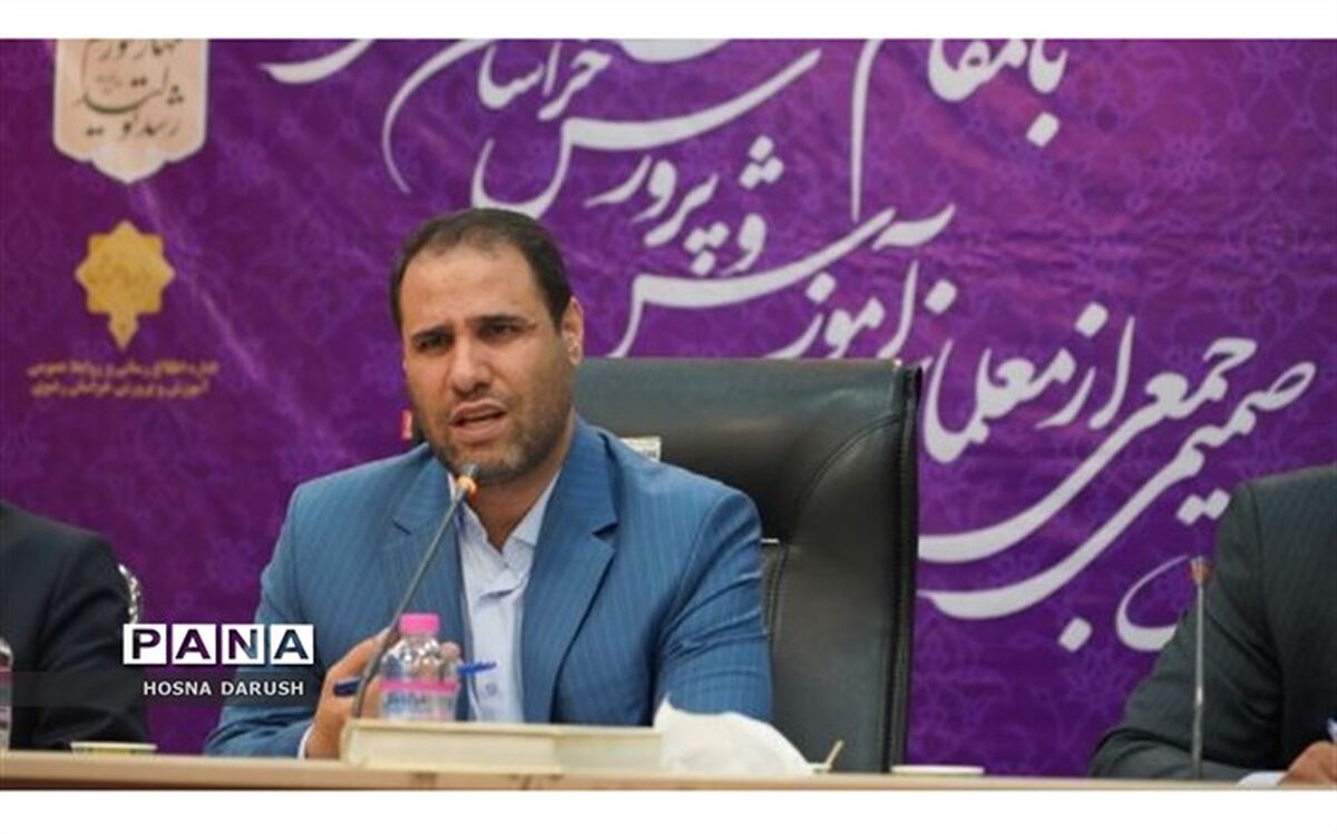 توانمندسازی معلمان از طریق دانشگاه فرهنگیان در اولویت است