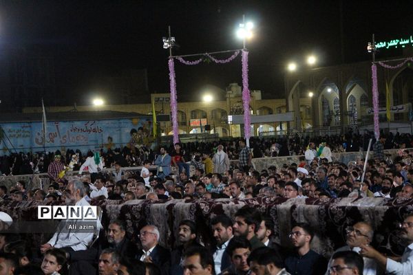 ‌جشن باشکوه زیر سایه خورشید در امامزاده سید جعفر یزد